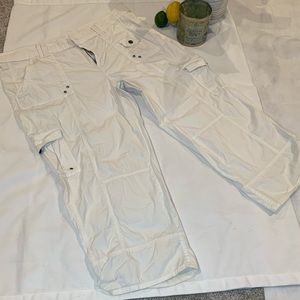 White Capri pants